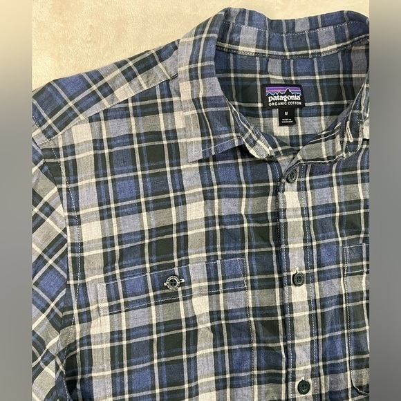 Patagonia Size Medium Navy Plaid Organic Cotton Button Front Shirt EUC - Picture 6 of 10